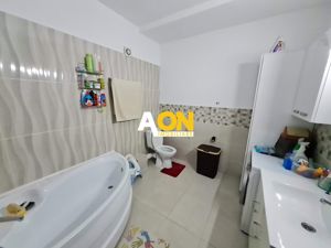 Apartament 3 Camere, 83 mp, Decomandat, Cu Garaj la Subsol - imagine 13