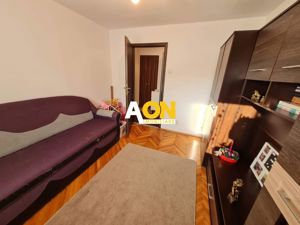 Apartament 3 Camere, Decomandat, 69 mp + balcon, Etaj 4, Zona Cetate - imagine 7