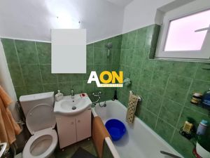 Apartament 2 camere, Semidecomandat, Cetate - imagine 6