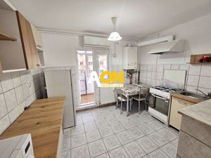 Apartament 3 camere, 78 mp, etaj 3, zona Liceului Sportiv - imagine 4