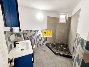 Casa 9 camere, 898 mp teren, zona Schit - imagine 10