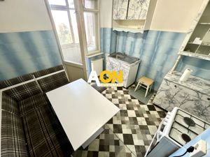 Apartament cu 3 Camere, Etaj 2, Decomandat, Zonă Ultracentrală - imagine 8