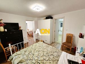 Casa renovata, 2 corpuri de cladire + anexe, 1331 mp teren, Paclisa - imagine 7