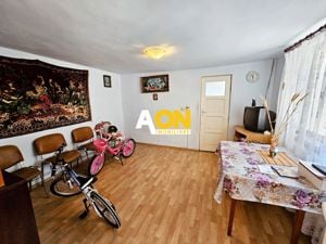 Casa cu 2 corpuri de cladire, 744 mp teren, toate utilitatile, Micesti - imagine 13