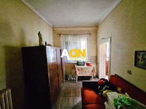 Casa veche, 5 camere, 287 mp teren, zona Prefectura. Necesita renovare - imagine 16