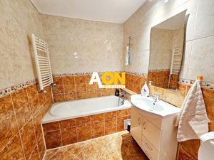 Apartament 3 camere, decomandat, Cetate, zona Kaufland - imagine 8