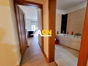 Apartament 2 camere, decomandat, cartier rezidential, Cetate - imagine 7