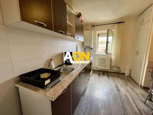 Apartament cu 3 Camere, Etaj intermediar, Ampoi 2 - imagine 7