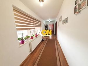 Casa pt 2 familii sau pt. clinica medicala, 8 camere, 486 mp teren - imagine 19