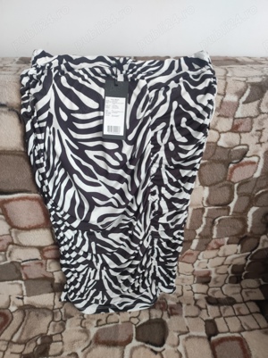 Vând rochie și fusta