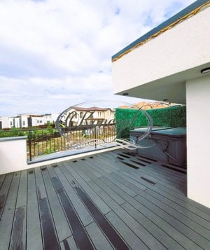 Duplex cu terasa tip rooftop si jacuzzi - imagine 3