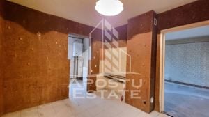 Apartament 4 camere, etaj intermediar, centrala proprie, zona Lipovei - imagine 3