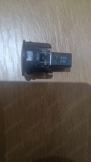 senzor temperatura habitaclu Nissan original  - imagine 2