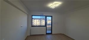 Apartament 3 camere   la cheie  etaj 2 - imagine 9