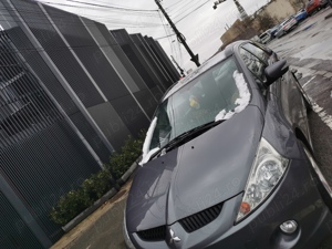 Mitsubishi grandis - imagine 4