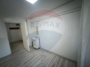 Spațiu comercial apartament 2 camere în zona Nord - imagine 12