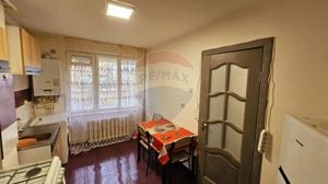 Apartament cu 1 camere de închiriat în zona Central - imagine 4