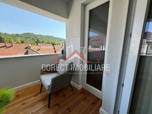 Apartament central ultramodern cu scară interioară - imagine 7