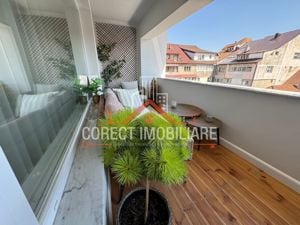 Apartament central ultramodern cu scară interioară - imagine 6