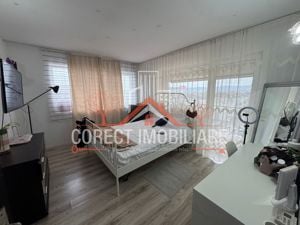 Apartament cu scară interioară în zona HAN - imagine 4