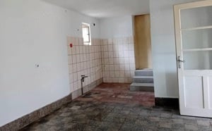 Casa de vanzare aproape de trecere de frontiera in localitatea BIHARKERESZTES  - imagine 7