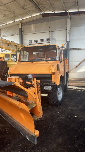 Mercedes unimog multifuncțional