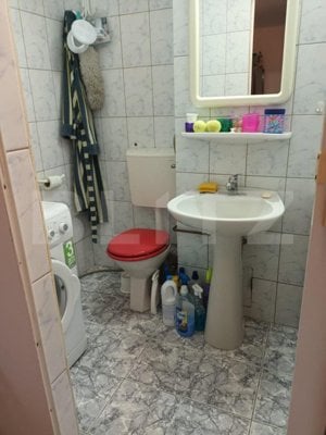 Apartament cu 3 camere, 80 mp, zona Lunei - imagine 10