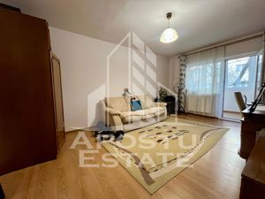 Apartament 2 camere,decomandat,zona Dorobantilor - imagine 2