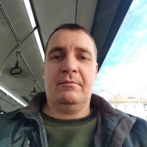 Caut loc de muncă 