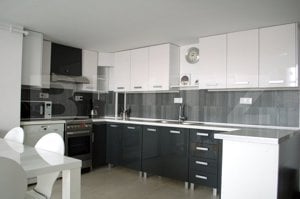 Apartament 3 camere, 100 mp, mobilat utilat, parcare, zona centrala - imagine 4