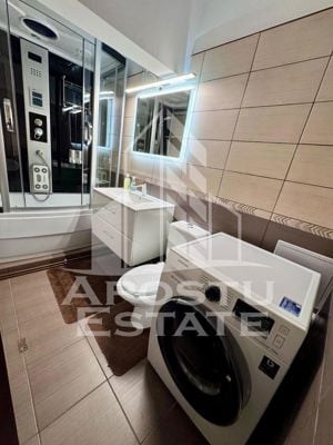 Apartament tip penthouse cu 5 camere pe doua nivele, zona Fabric - imagine 22