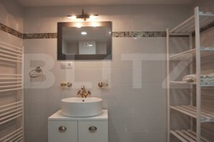 Apartament 3 camere, 100 mp, mobilat utilat, parcare, zona centrala - imagine 8