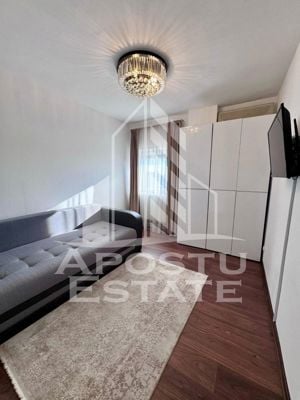 Apartament tip penthouse cu 5 camere pe doua nivele, zona Fabric - imagine 7