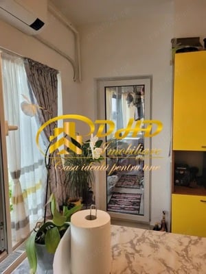 Apartament cu 3 camere situat în Păcurari - imagine 2