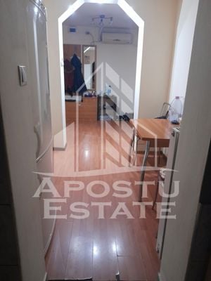 Apartament 2 camere, decomandat, strada linistita, zona Lipovei - imagine 4