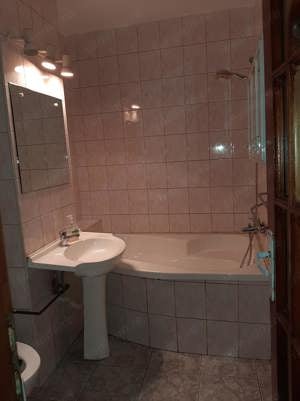 Inchiriez apartament 2 camere decomandat nemobilat in Timisoara zona Lipovei - imagine 4