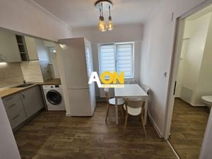 Apartament cu 2 Camere, Etaj Intermediar, Zonă Ultracentrală - imagine 3