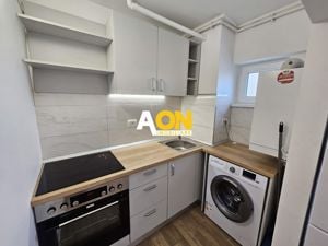 Apartament cu 2 Camere, Etaj Intermediar, Zonă Ultracentrală - imagine 4