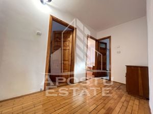 Apartament cu 3 camere, centrala proprie, zona Bucovina - imagine 6