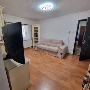 De vânzare apartament cu 2 camere - imagine 2