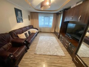 Apartament cu 2 camere, zona Scoala nr.8- T. Vladimirescu, etajul 2 - imagine 2