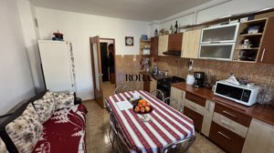 apartament de vanzare 2 camere Vasile Goldis 60 mp - imagine 9