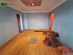 Apartament 2 camere semidecomandat zona Orizont - imagine 2