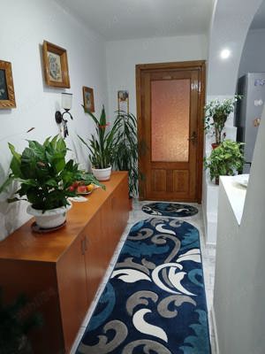 Apartament 3 camere renovat - imagine 2