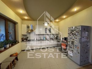 Casa individuala cu 8 camere, + anexa, Zona Bucovina - imagine 4