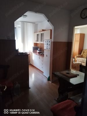 Vand apartament 3 camere - imagine 2