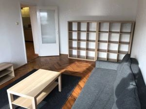 Închiriez Apartament 