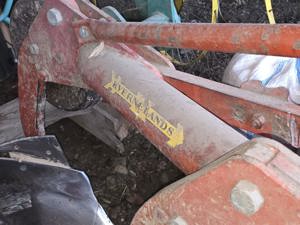 vând plug kverneland