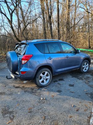 Vand TOYOTA RAV-4 din 2007, 4x4, 173000km, benzina, cutie manuala, functioneaza ireprosabil - imagine 8