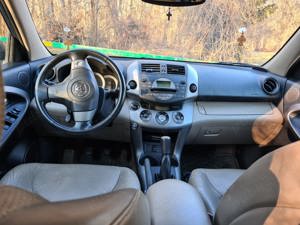 Vand TOYOTA RAV-4 din 2007, 4x4, 173000km, benzina, cutie manuala, functioneaza ireprosabil - imagine 9